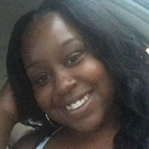 Meet your Posher, Janelle